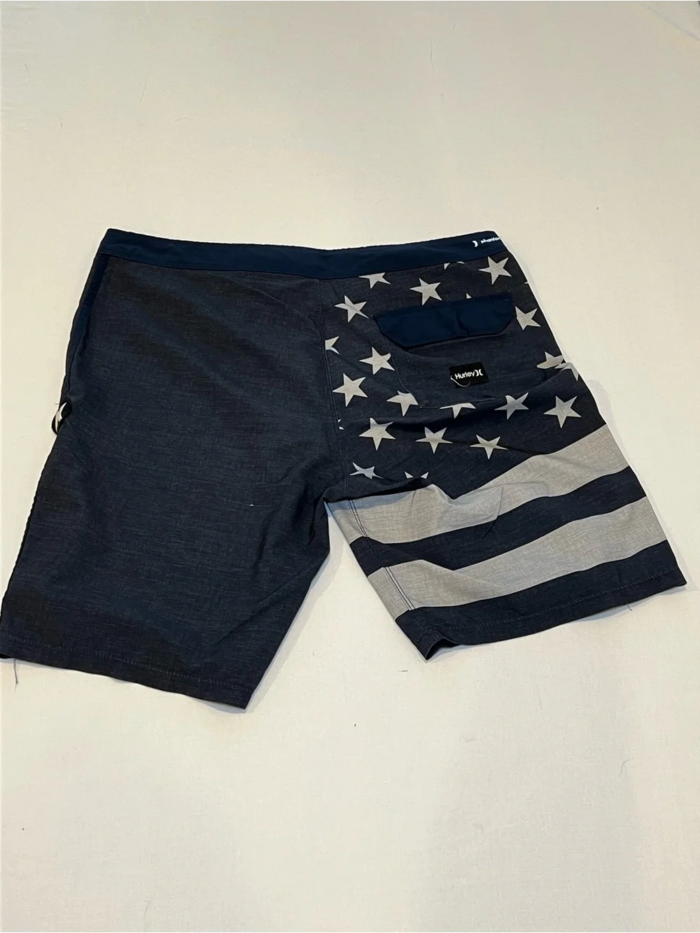 Hurley Phantom American Flag Boardshorts Men’s Size 32 Navy Blue Stars & Stripes